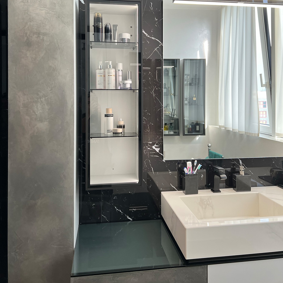 interni Monica Dessì